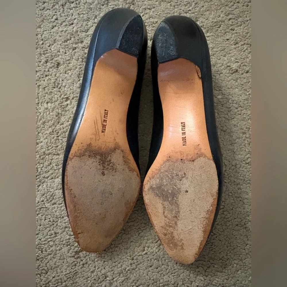 Salvatore Ferragamo Black Leather Low Pumps with Gold Accents size 6.5 AA
